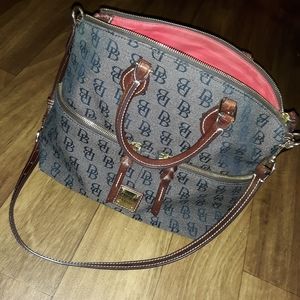 Dooney & Bourke purse